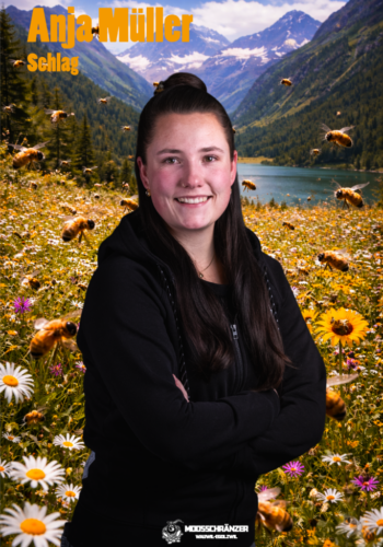 Moosschränzer-Portrait-Anja_M-01_freigestellt_ConflictedCopy_2026-01-24T14-10-07